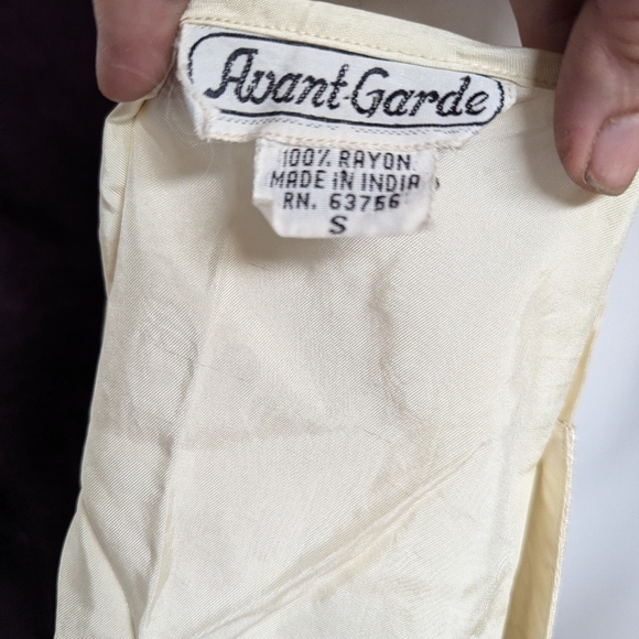 Vintage "avant garde"beaded vest perfect condition! - Picture 5 of 5